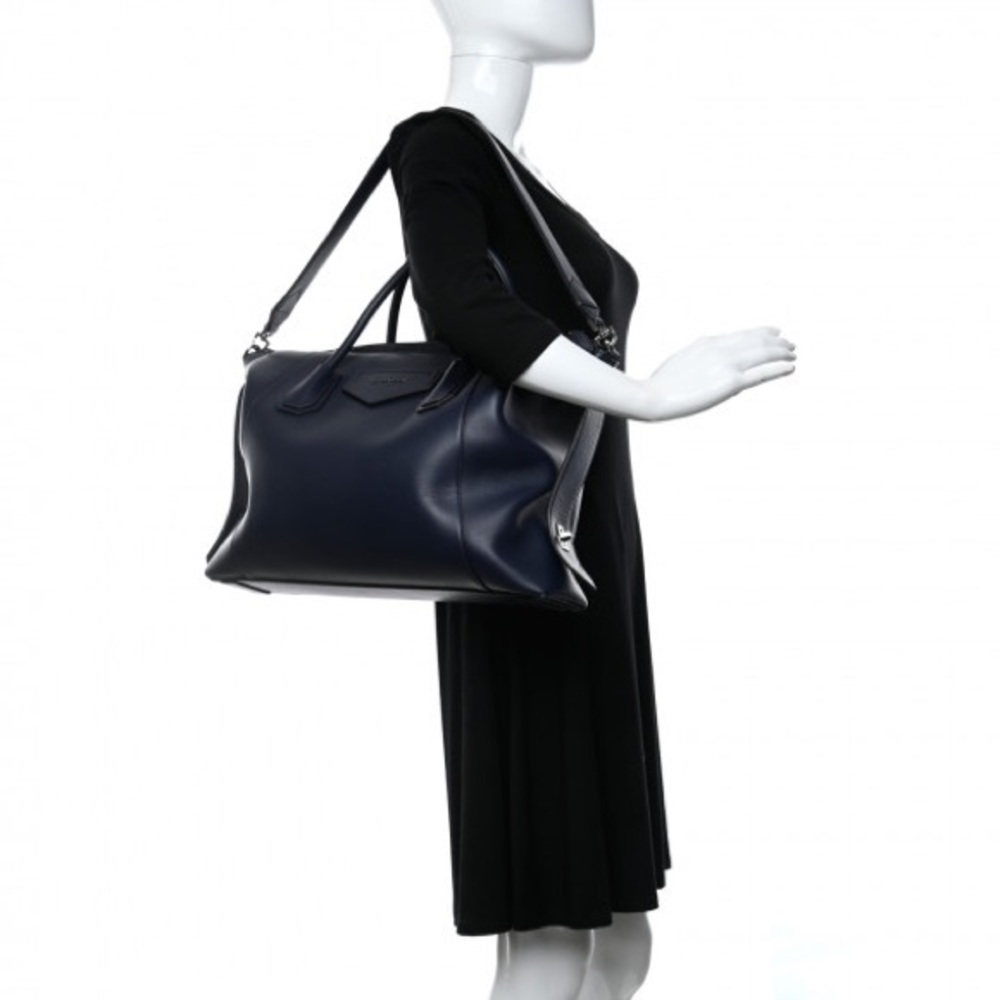 Givenchy Black Leather Antigona Soft Large Tote - Picture 5 of 13